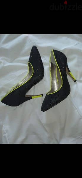 shoes black shinny stiletto neon trim 39/40 1