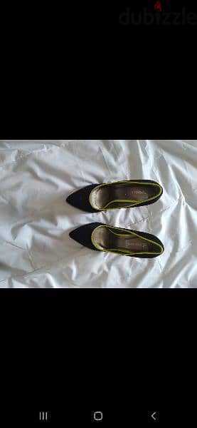 shoes black shinny stiletto neon trim 39/40 8