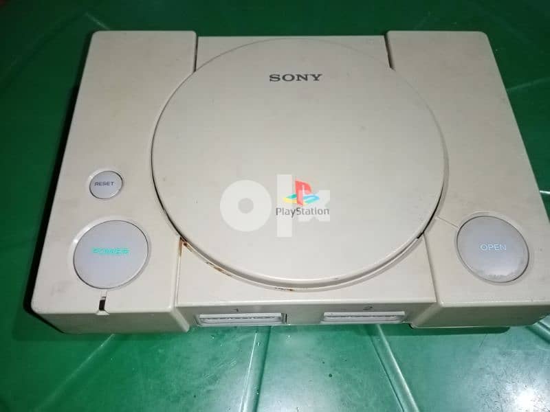 Original Playstation 1 gaming console 2