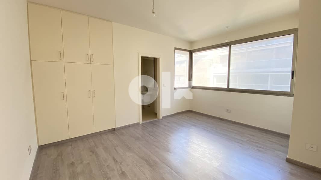 Full-floor Apartment For Sale in Hamra شقة للبيع في  في حمرا 3