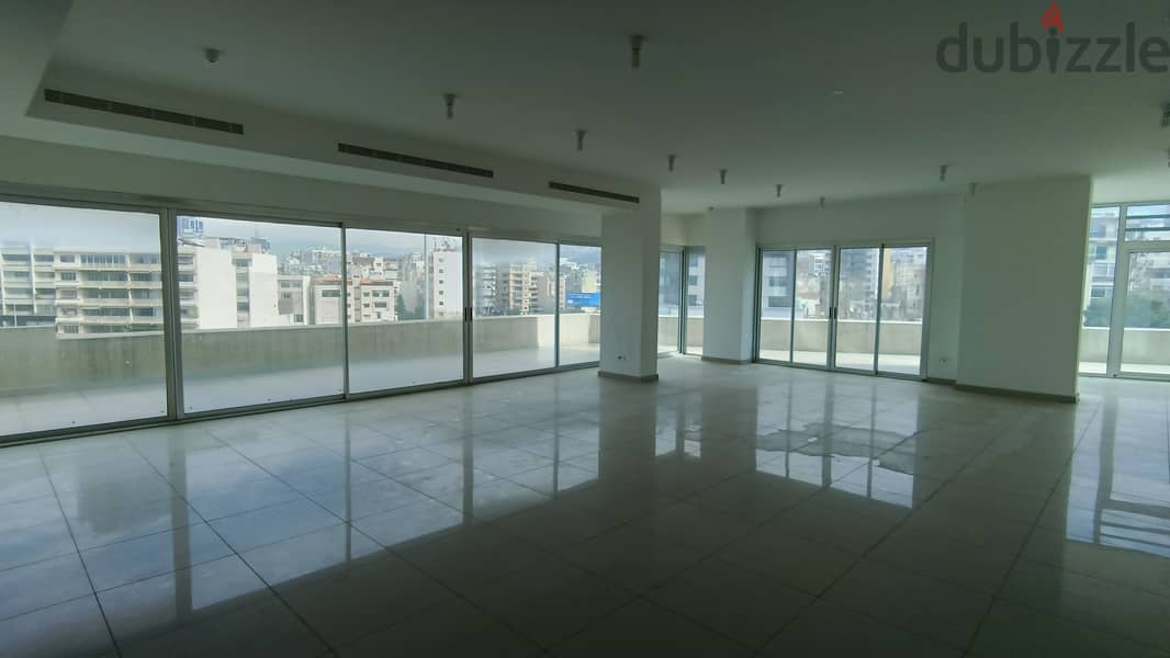 Extravagant Office Space In Sin El Fil مكتب خارق في سن الفيل 2