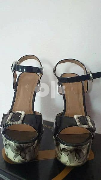 Sandals 3