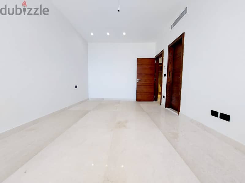 RA22-552 Apartment for sale in Beirut, Rawche, 250m2, $1,300,000 cash 1