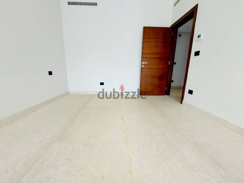 RA22-552 Apartment for sale in Beirut, Rawche, 250m2, $1,300,000 cash 6