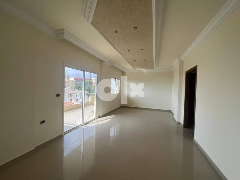 L09570 - Spacious Apartment for Sale In Jbeil 4