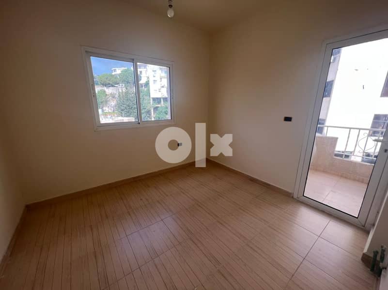L09570 - Spacious Apartment for Sale In Jbeil 7