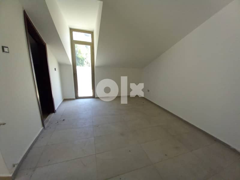 L09594- Duplex Apartment for Sale in Kfarhbeib 4