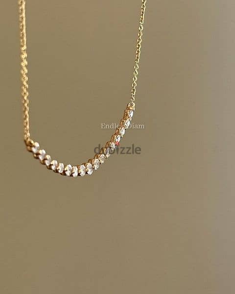 necklace gold tone with strass stones 1