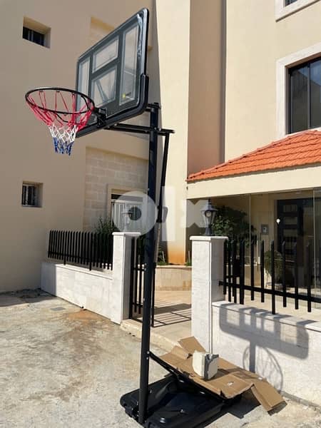 basketball hoop (adjustable hydrolic) 2