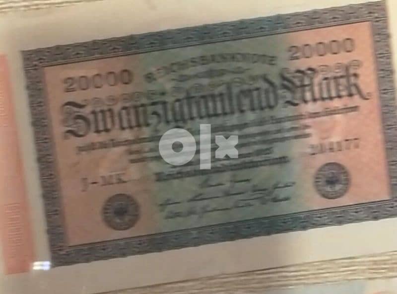 Rare old banknotes . 4