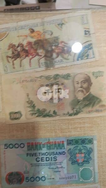 Rare old banknotes . 8