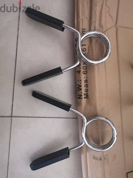 Olympic Barbell clips 1