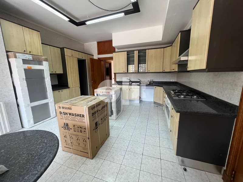 L09602- Spacious Apartment for Rent in Baabda 6