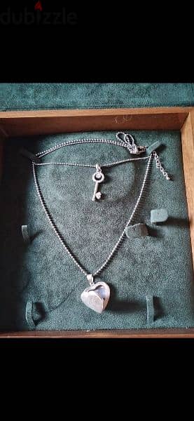 necklace silver pendant heart open box 4