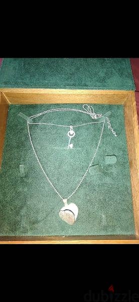 necklace silver pendant heart open box 5