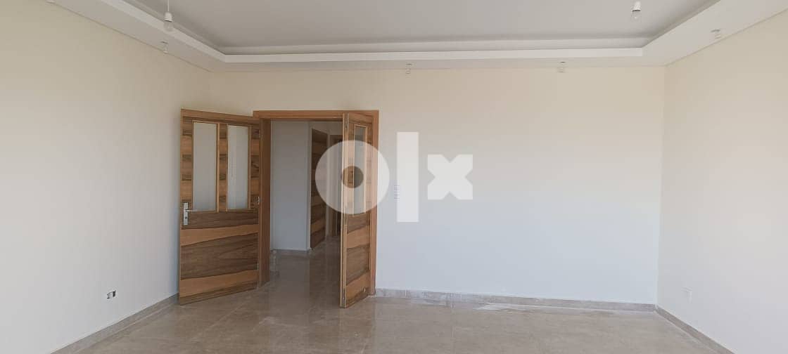 L09621 - Brand New Apartment for Sale in Bouar 1