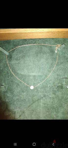 necklace pearl on gold chain 2