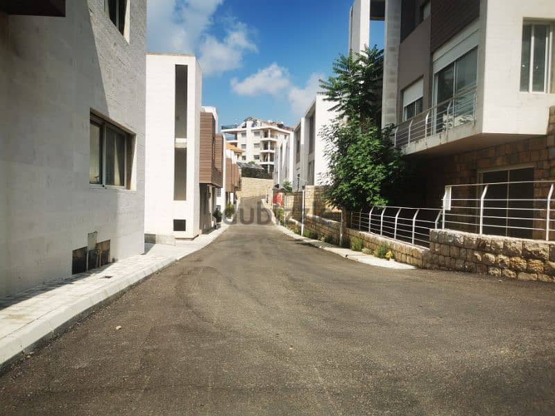 Private 230sqm Duplex + 88sqm roof + terrace in Kornet el Hamra 2