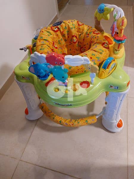 marche bébé and exersaucer 4