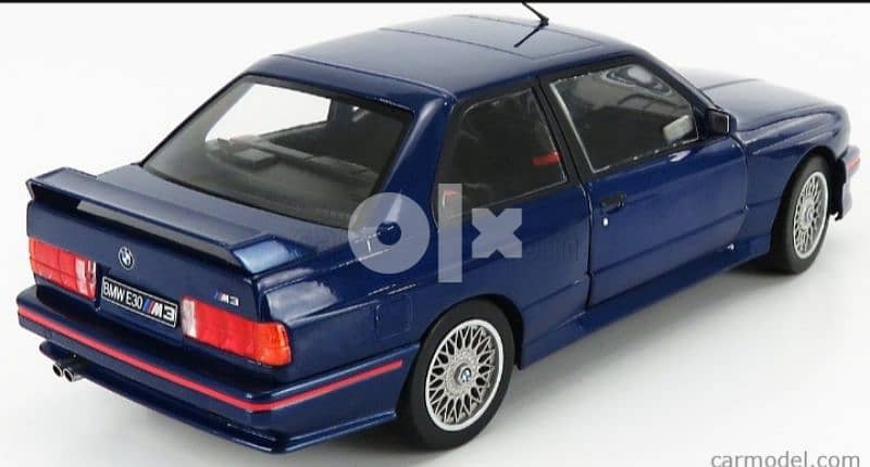 BMW (E30) M3 diecast car model 1:18. 4