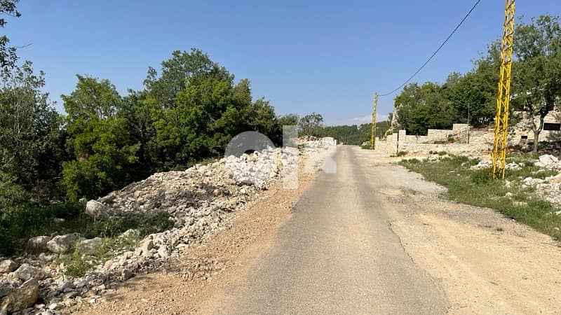 land for sale in mechmech-jbeil أرض للبيع في مشمش جبيل 2