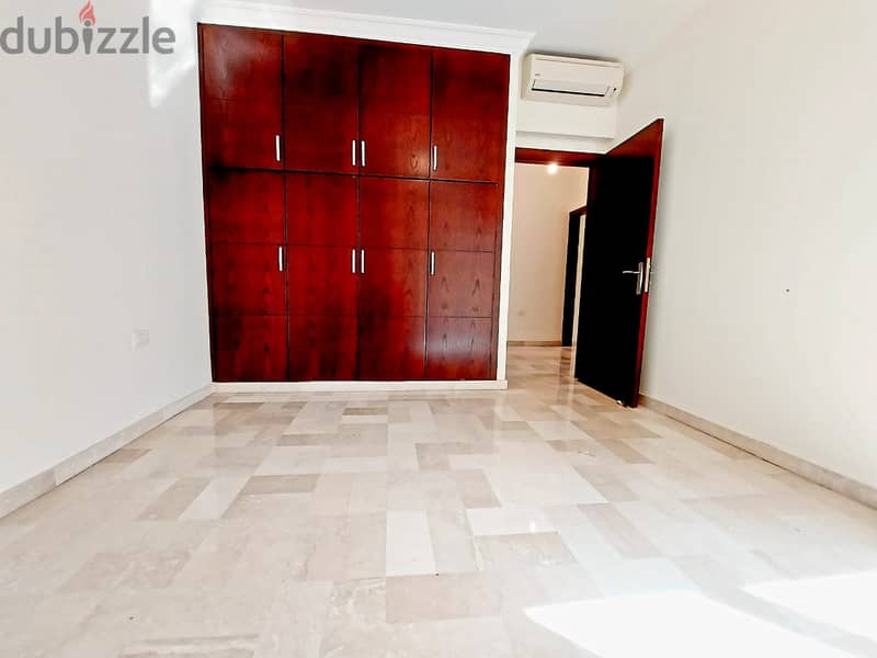 RA21-125 Apartment for rent in Beirut, Ain Mrayseh, 190m2, $ 1300 cash 2