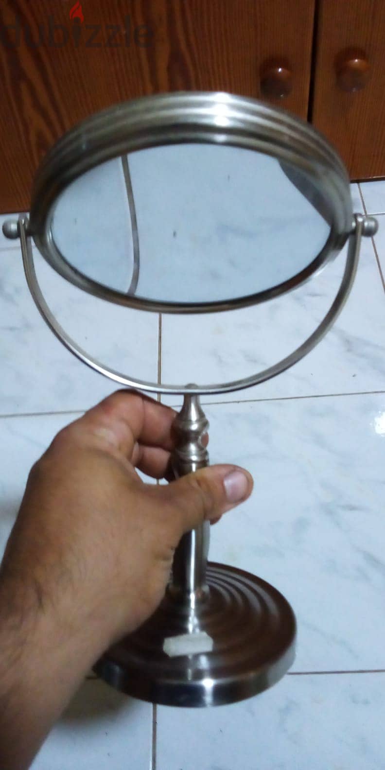Mirror normal and magnifier 1