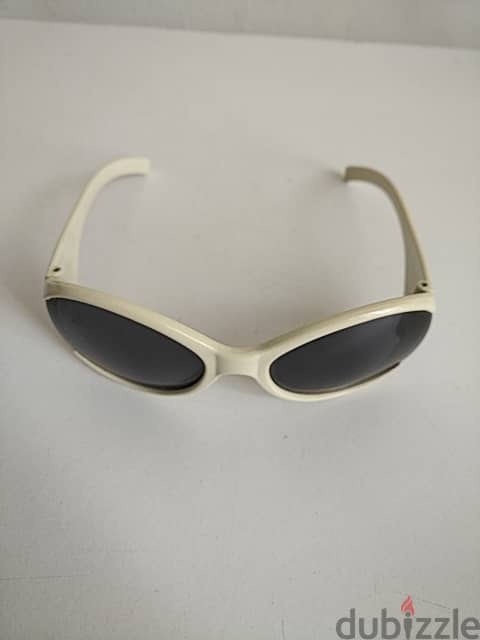 White sunglasses - Not Negotiable 1