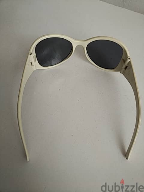 White sunglasses - Not Negotiable 2