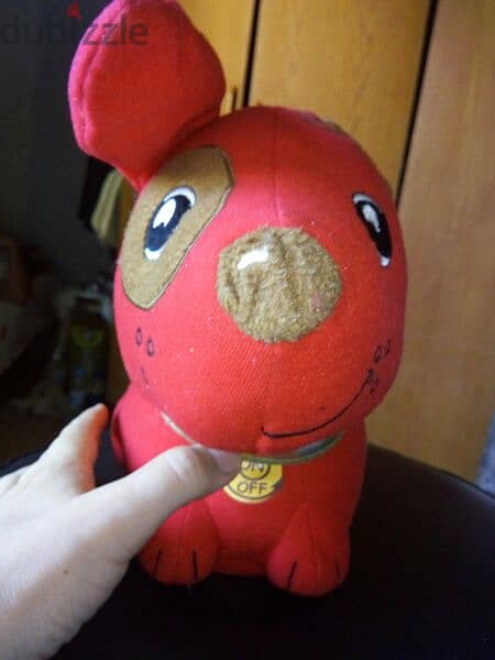 YAKI MECHANISM Red Dog BARKS &MOVES medium Toy his height 20 Cm=14$ 7