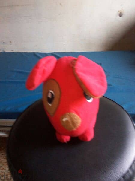 YAKI MECHANISM Red Dog BARKS &MOVES medium Toy his height 20 Cm=14$ 5