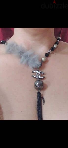 necklace 3a2ed ma3 farro grey w aswad 2