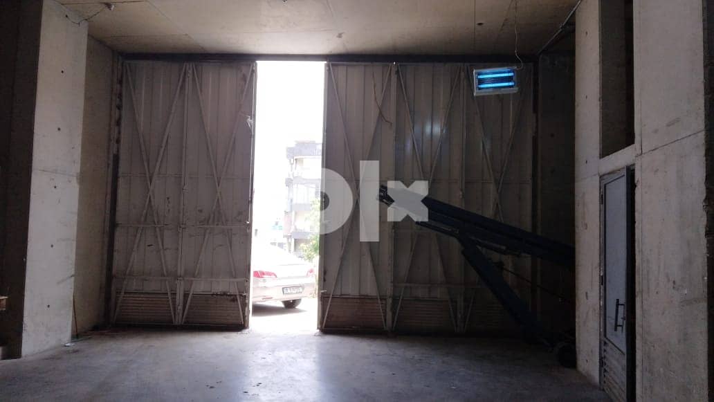 L09702 - Warehouse For Rent in Zikrit 3