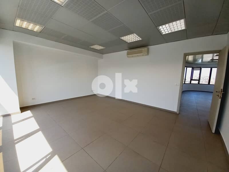 AH22-1038 Office for rent in Dekwaneh,115 m,$850 cash,24/7 Electricity 3