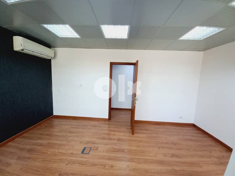 AH22-1039 Office for rent in Dekwaneh,130m,$1090 cash,24/7 Electricity 4