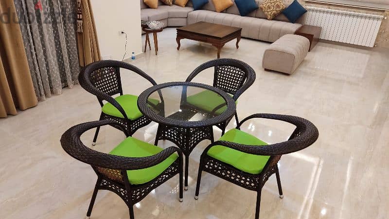 Razin table and four chairs set, 2