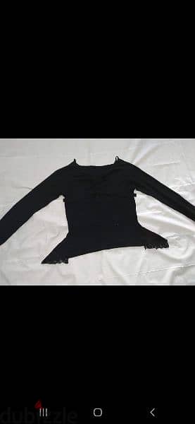 cold shoulder top bas black s to xxL  1=7$ or 3=15$ 3