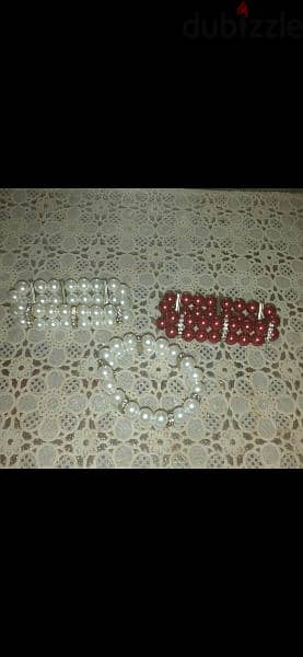 bracelet any bracelet or set for 7$ 11