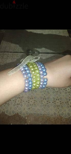 bracelet any bracelet or set for 7$ 13