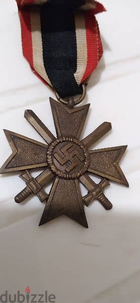 German Nazi Hitler Militairy  Medal The Sawastica & swords 1939 1