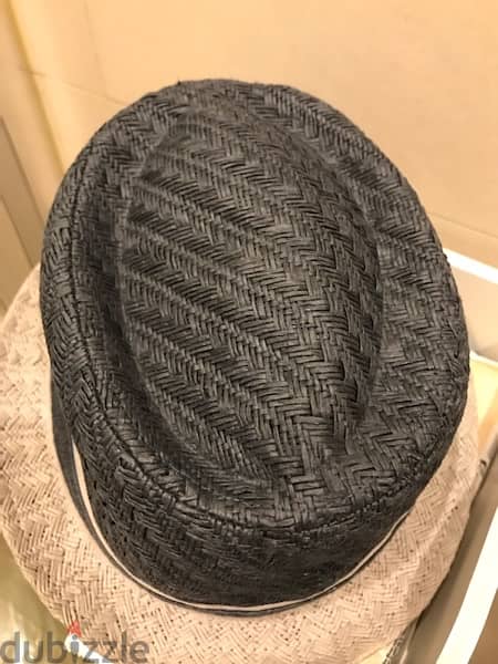 boys hat obaibi up to 3years navy and grey 1