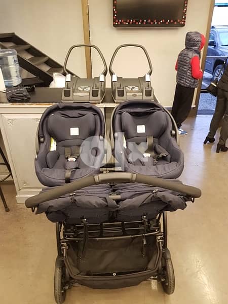 peg perego twin stroller and car seats 3