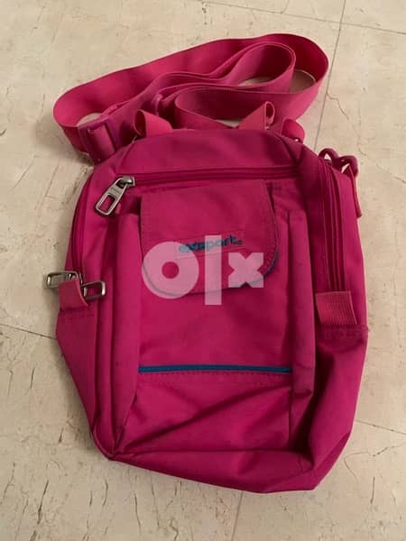 pink backpack with wheels for school 12