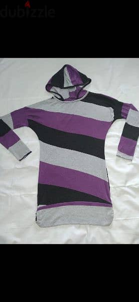 colour blocks hoodie s to xL tirke 1=7$ or 3=15$ 2