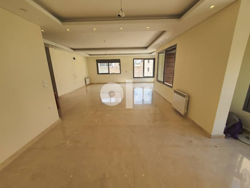 400m2 duplex + 100m2 Terrace + view for sale in Rihaniyeh / Baabda 3