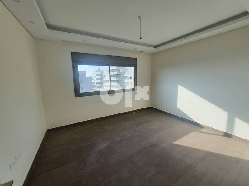 240m2 apartment + mountain view for rent in Rihaniyeh / Yarze / Baabda 4