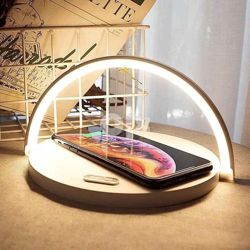 Recci Wireless Charging and Desktop Ambient Lamp 3