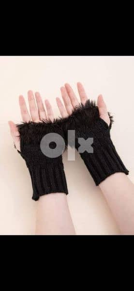 wool half fingers gloves with black fur  1=7$ or 3=15$ 2