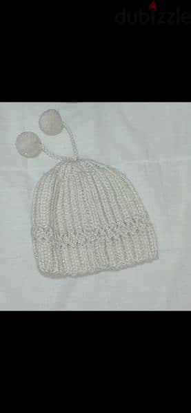 wool hat beige with shiny colour 1=5$ or 3= 13$ 1