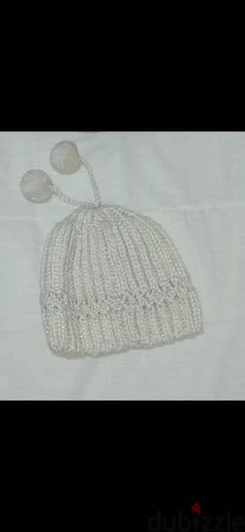 wool hat beige with shiny colour 1=5$ or 3= 13$ 2